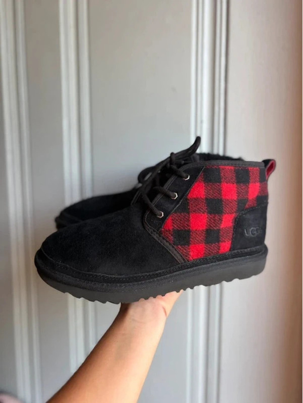 Women’s Size 6 Ugg Neumals Boots Black and Red Buffalo Plaid